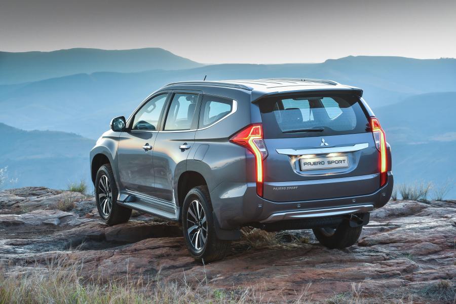  Mitsubishi Pajero Sport 2017 года  (ZA) (фото 19 из 29)